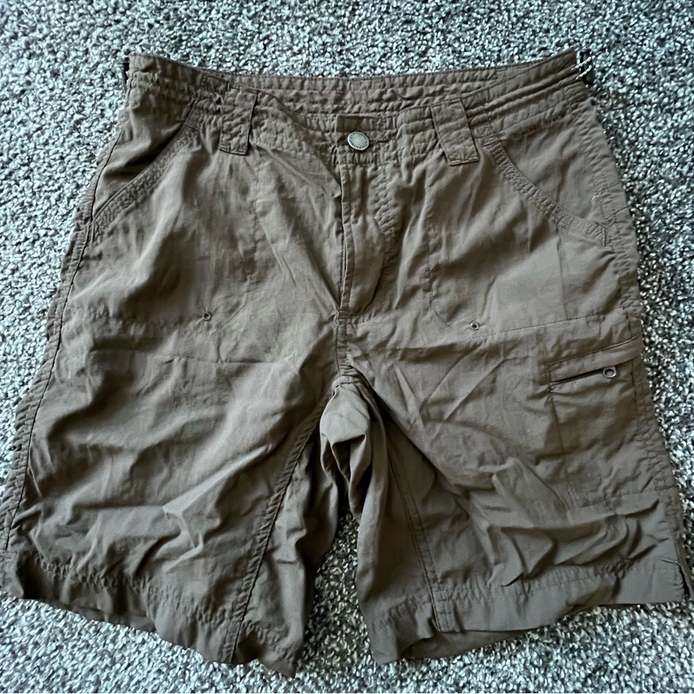 Women’s Columbia shorts